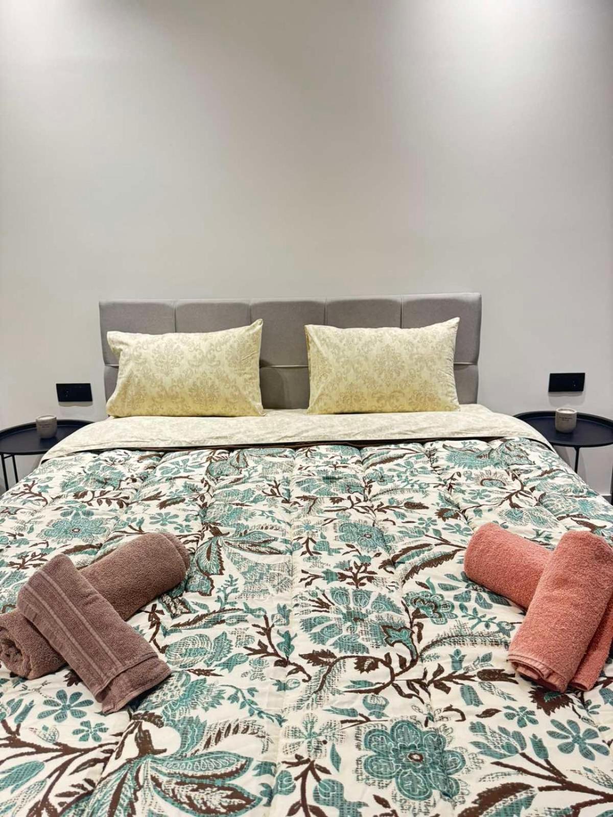 Luna-Your Urban Stay Thessaloníki Luaran gambar